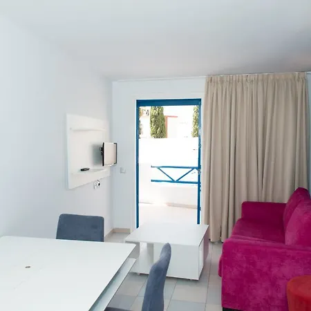 Caribes 2 Apartment
